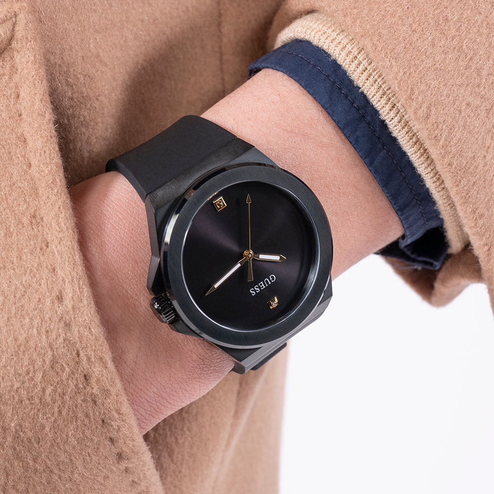 GUESS GW0790G2 BOLD BLACK BEAUTY - STYLISH WOMEN'S WATCH WITH SLEEK SILICONE BAND-i-Watch-5