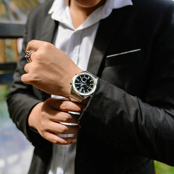 Casio Edifice Era-110d-1avdf - Elegant Sporty Timepiece For The Modern Man by i-watch