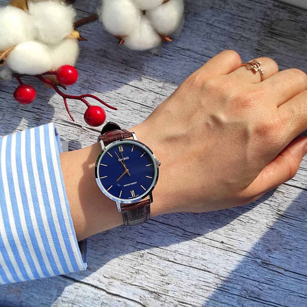 CASIO LTP-VT01L-2B SPORTY CHIC - TIMELESS ELEGANCE FOR MEN'S STYLE-i-Watch-2