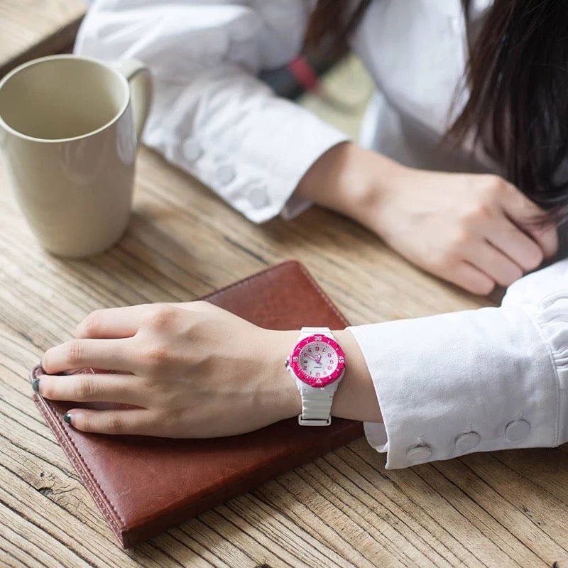 CASIO LRW-200H-4BAND CHIC RESILIENCE - ELEGANT & DURABLE Women's Watch with Red Resin Band and Sleek Design-i-Watch-3