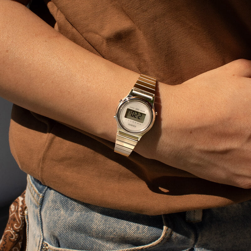 CASIO Women's Watch with Silver Chrome Plated Resin Case and Silver Stainless Steel Band-i-Watch-4