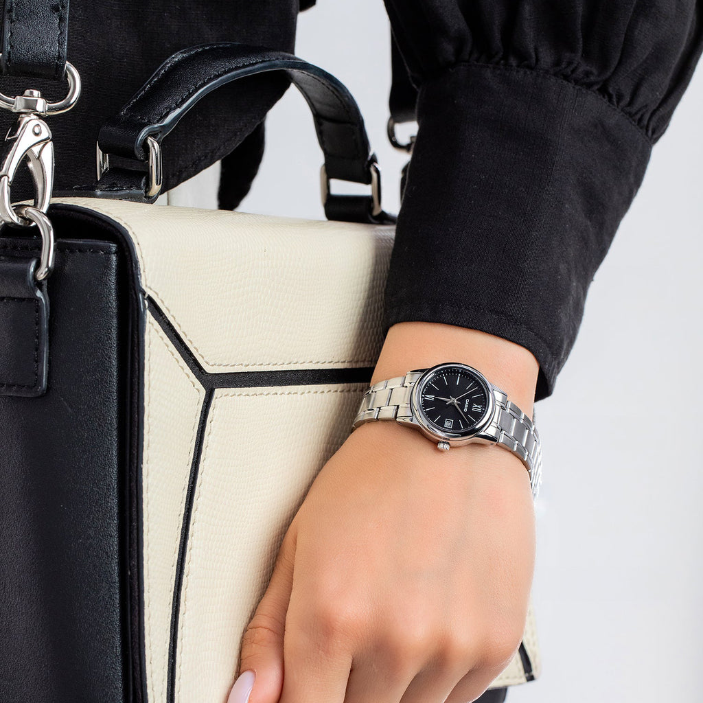 CASIO LTP-V002D-1B3UDF SILVER STYLISH ADVENTURER - ELEGANT WOMEN'S WATCH WITH DATE FUNCTION-i-Watch-2