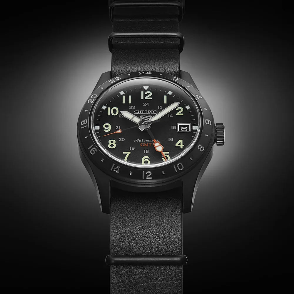 SEIKO 5 SSK025K1 Automatic Watch for Men - All-Black Design-i-Watch-3