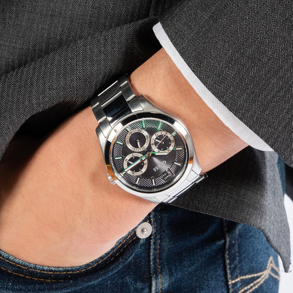 GUESS GW0707G1 STRIKING SILVER - MODERN TIMEPIECE FOR THE STYLISH MAN-i-Watch-4