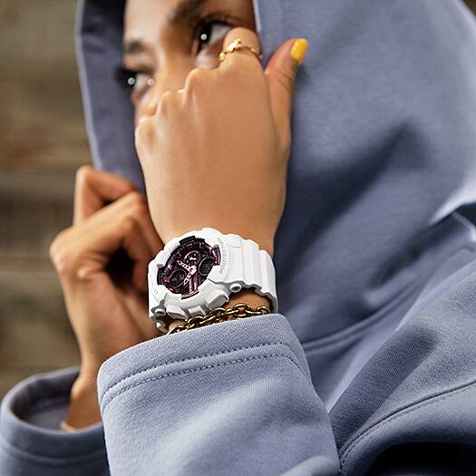 Casio G-Shock GMA-S140M-7AER Unisex Watch