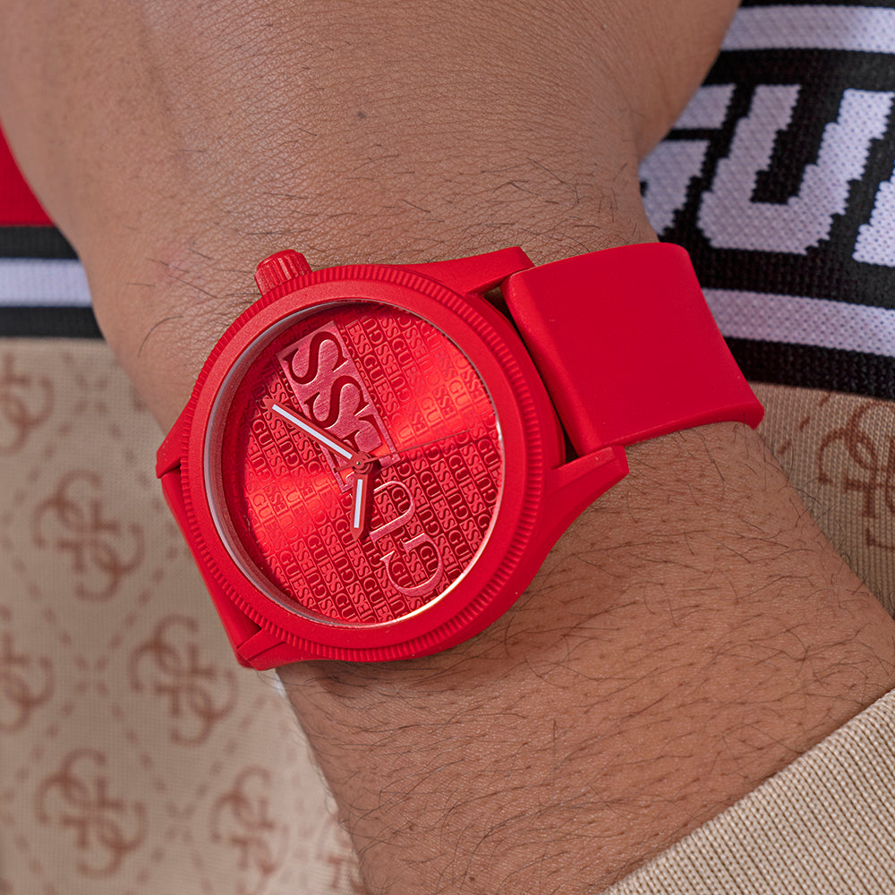 Guess Men's Red Silicone Watch | Gw0780g2