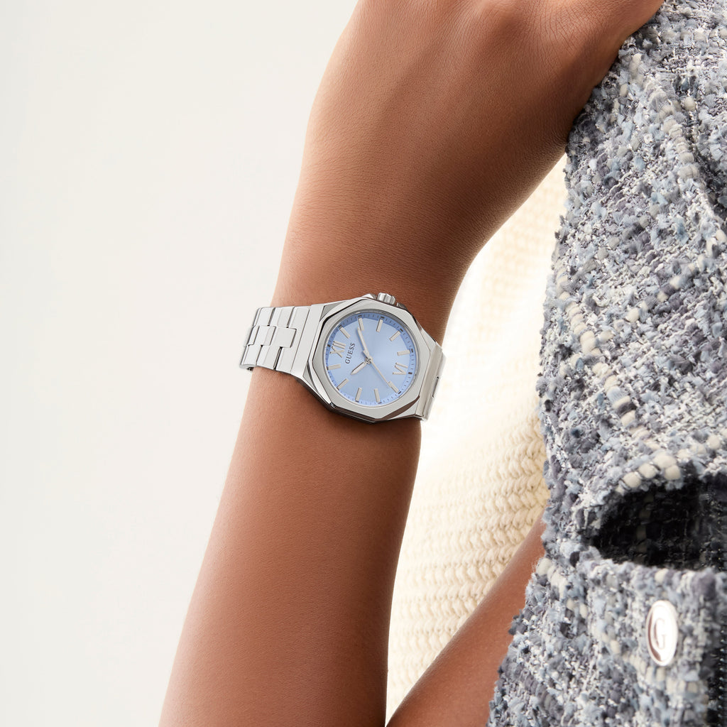 Guess Women's Silver Stainless Steel Watch | Gw0873l1