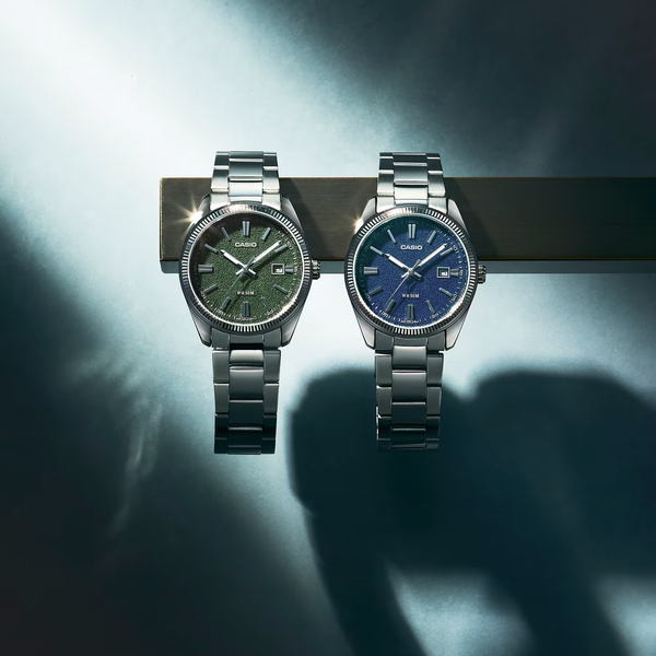 Casio Men's Stainless Steel Analog Watch with Green Dial