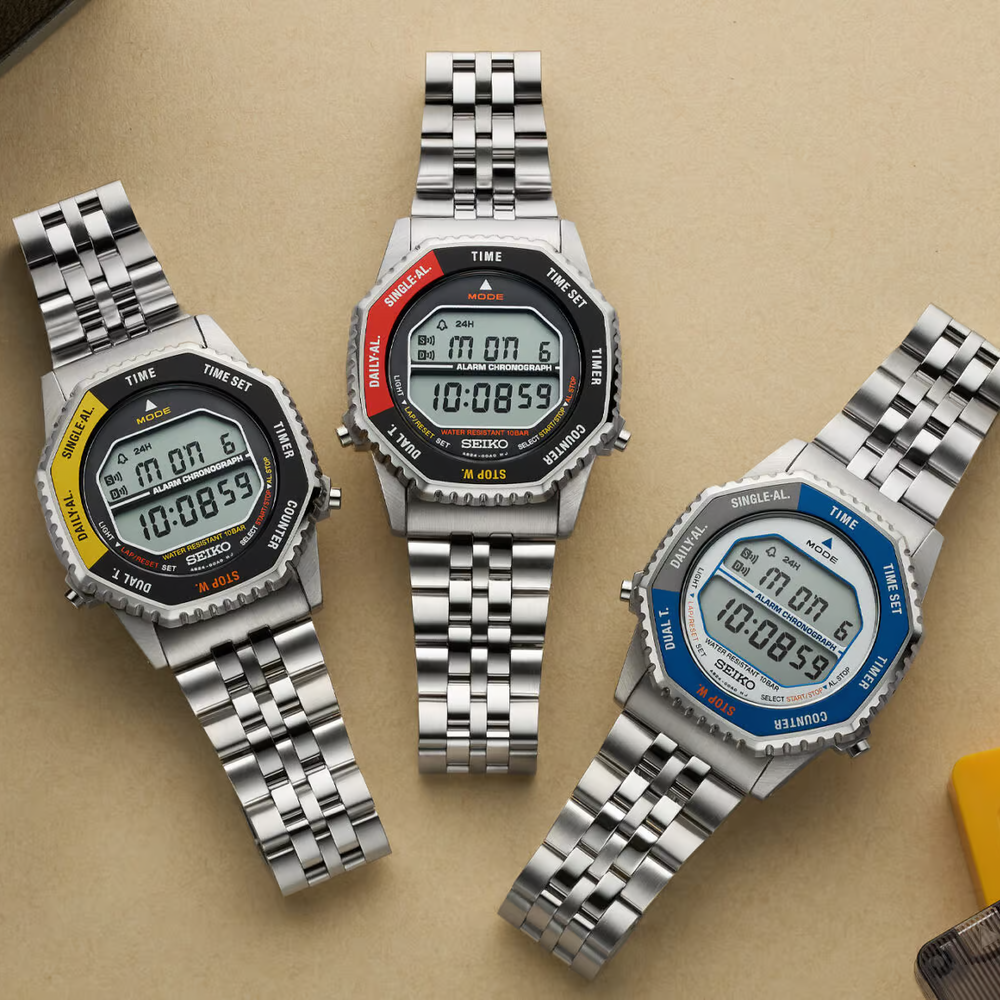 Seiko Rotocall SMGG19P1 Digital Quartz Watch in Red & Black