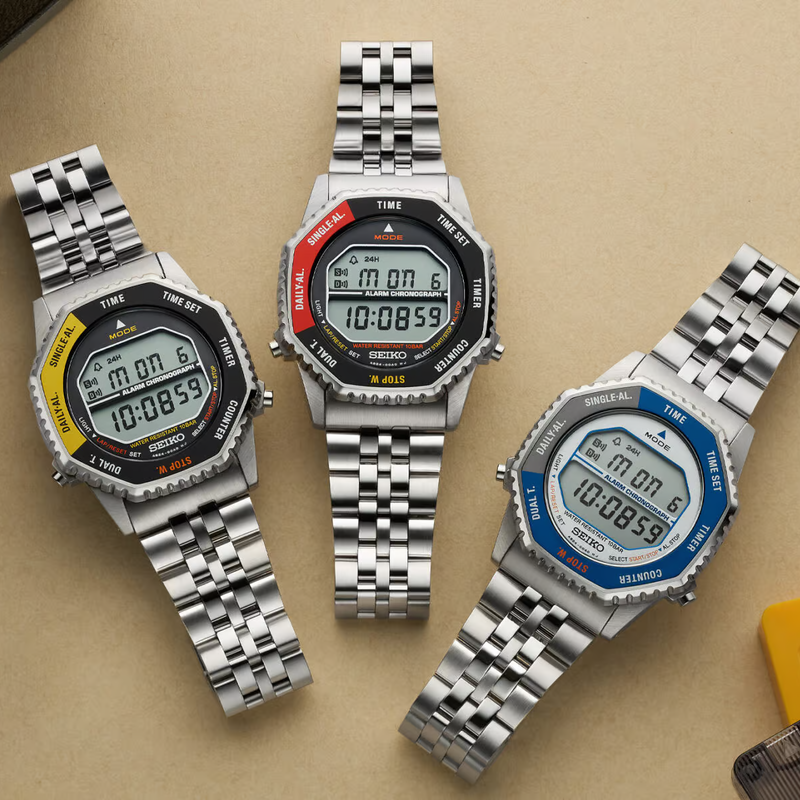 Seiko Rotocall SMGG19P1 Digital Quartz Watch in Red & Black