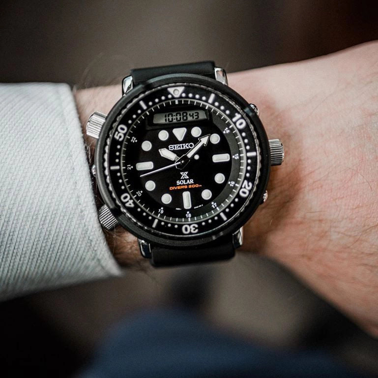 SEIKO Men's Stainless Steel/Black Solar Diver's Watch SNJ025P1