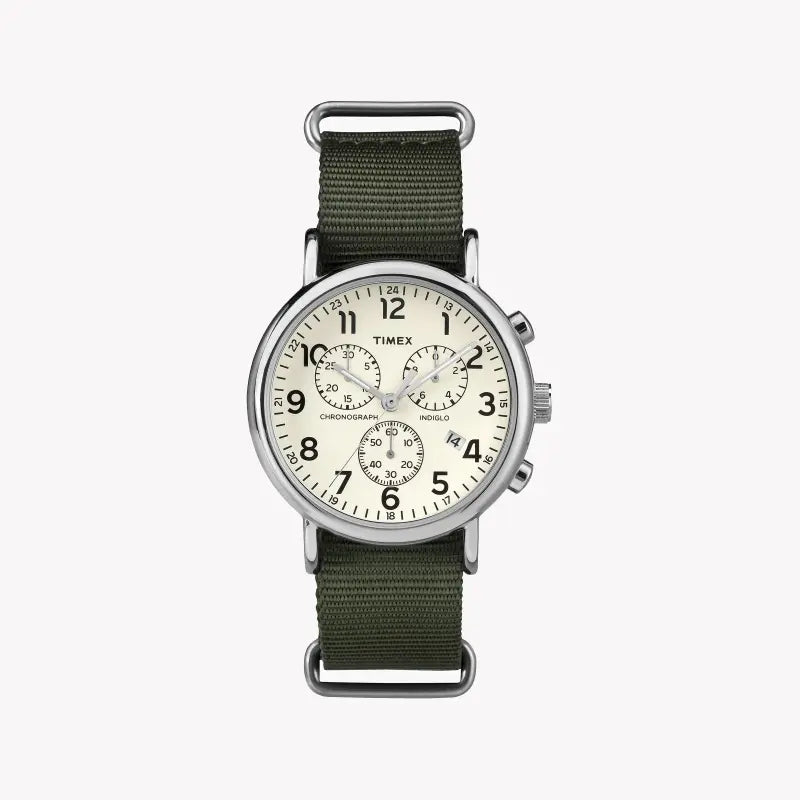 ساعة TIMEX Weekender TW2P71400 Classic - ساعة للرجال بنسيج أخضر ومينا باللون الأبيض الفاتح مع INDIGLO