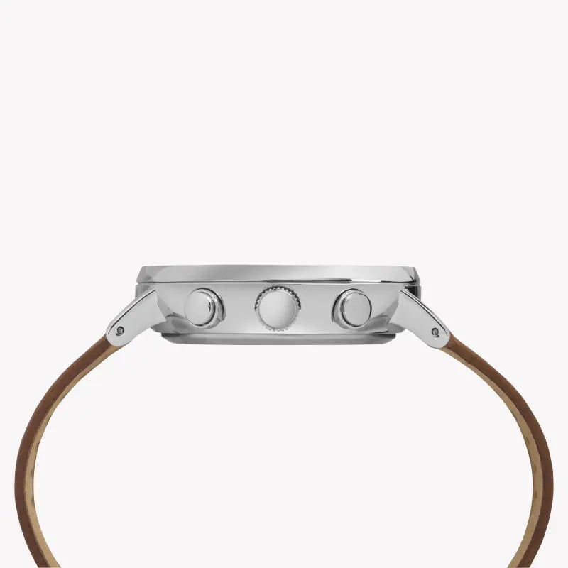 TIMEX TW2R26700 FAIRFIELD - MONTRE POUR HOMMES EN CUIR BRUN ÉLÉGANT ET CADRAN BLANC avec veilleuse INDIGLO