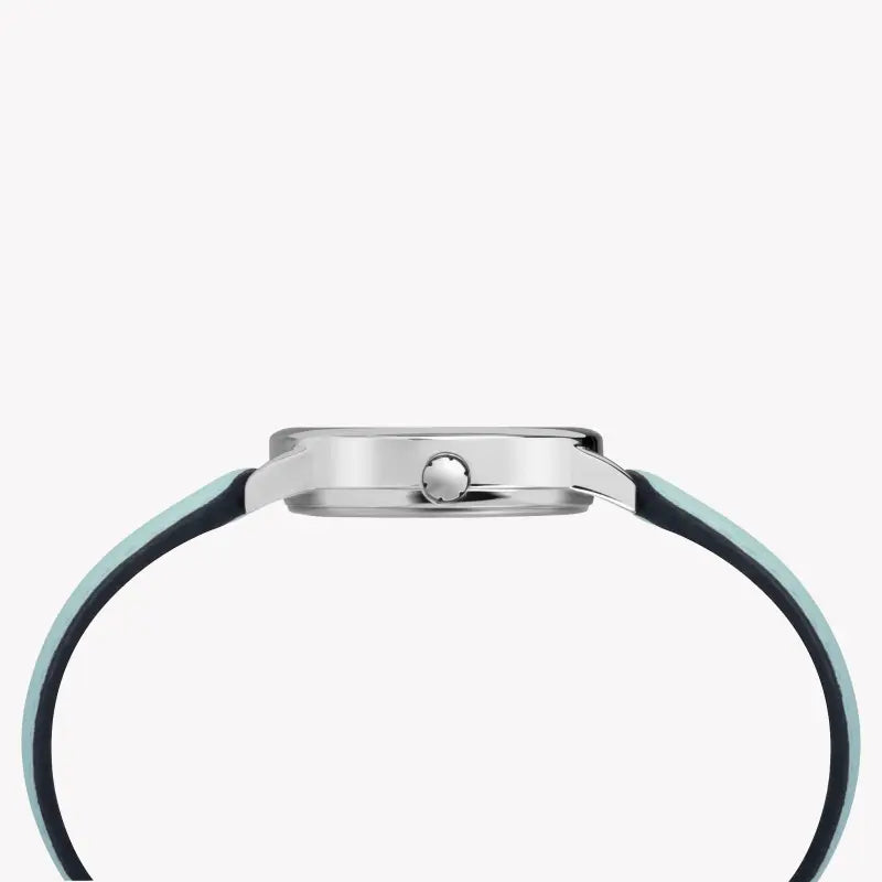 TIMEX Damenuhr mit silbernem Messinggehäuse und hellblauem Lederarmband
