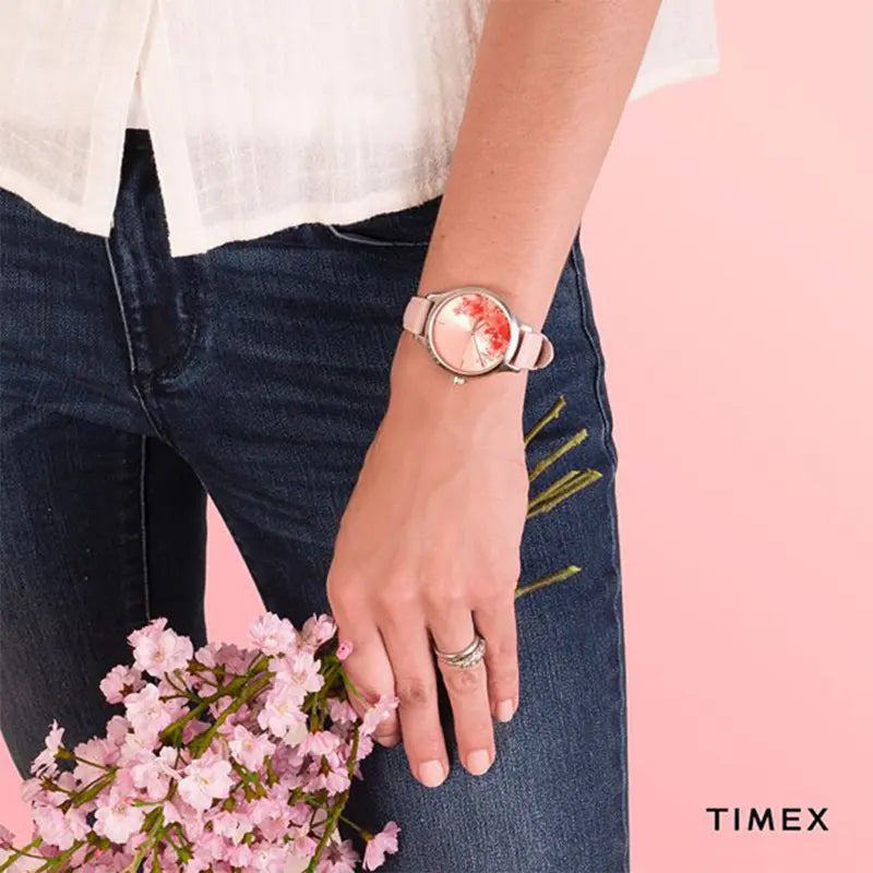 TIMEX Damenuhr mit silbernem Messinggehäuse und rosafarbenem Lederarmband