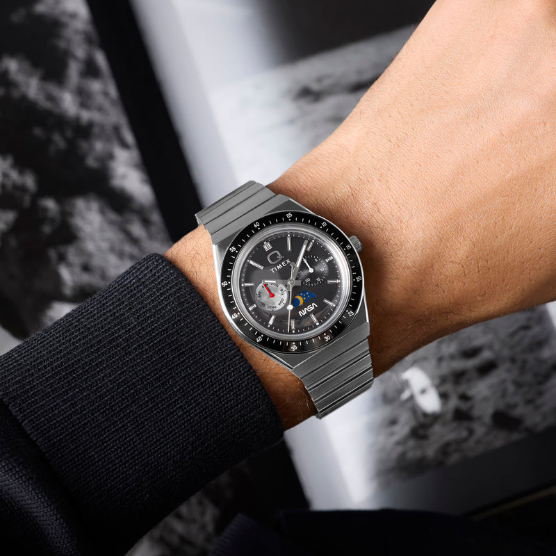 TIMEX Men's Stainless Steel Silver-Tone, Black Dial | TW2Y56700