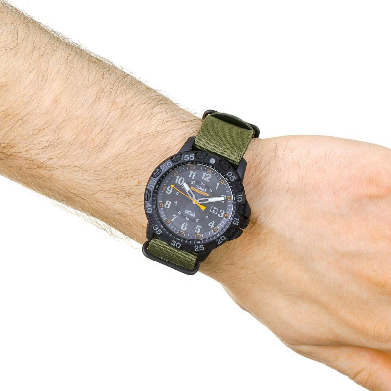 Timex Expedition Camper Tw4b03600 - Rugged Men's Watch With Green Fabric Band & Black Dial