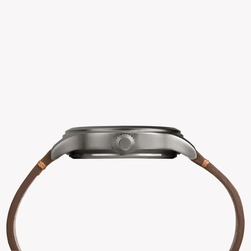 Timex Expedition Scout Tw4b06500 - Men's Rugged Leather Watch With Indiglo Night-Light & Durable Brass Design