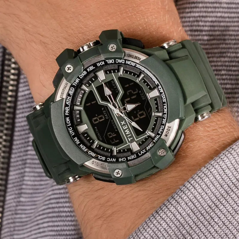 TIMEX TW5M22800 DGTL LIFESTYLE – LANGLEBIGE HERRENUHR AUS GRÜNEM HARZ MIT DIGITALEM ZIFFERBLATT