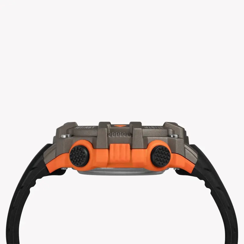 TIMEX TW5M27200 DGTL LIFESTYLE - ساعة رقمية من السيليكون الأسود للرجال مع مقاومة للماء INDIGLO و5 ATM