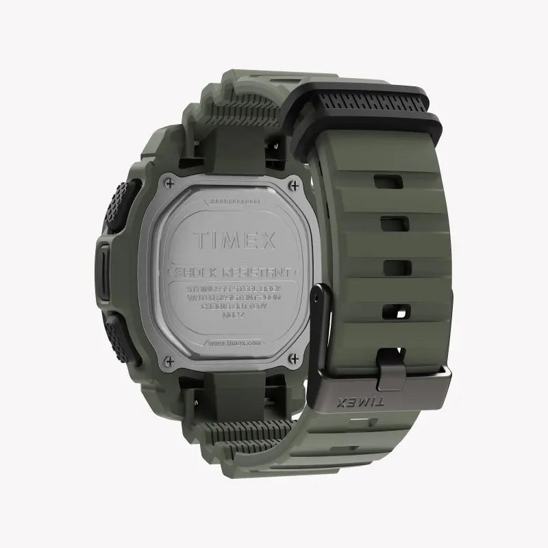 Montre pour homme TIMEX Digital Command 47 mm – Bracelet en silicone vert et boîtier en résine, résistante à l'eau 20 ATM