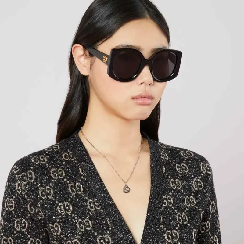 Interlocking G Pendant Necklace in Gold | YBB455535001 by i-watch