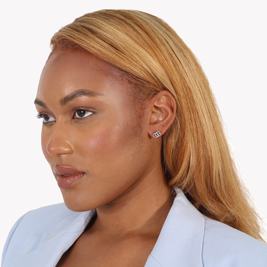 Running G Stud Earrings in 18kt White Gold | YBD094074001