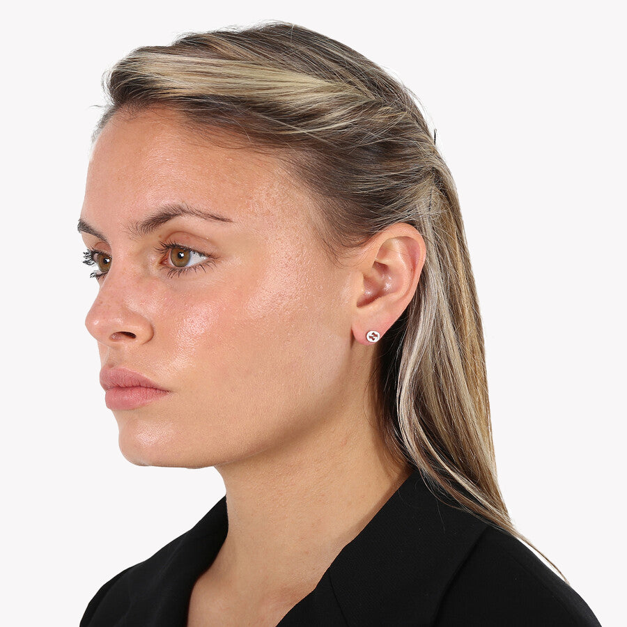 Interlocking G 18ct White Gold Stud Earrings | YBD662111002