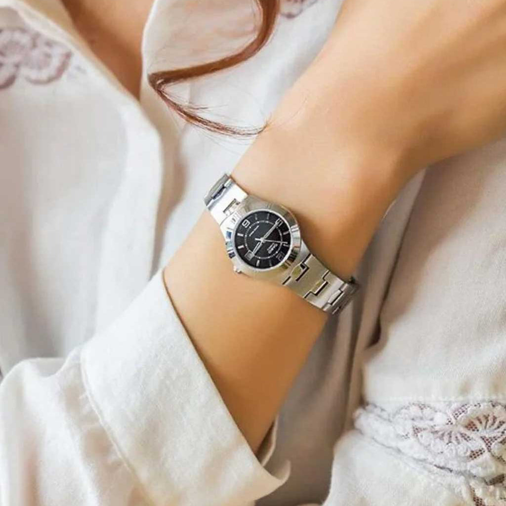 CASIO LTP-1241D-1ADF - ELEGANTLY PRACTICAL WOMEN'S WATCH WITH STYLISH STAINLESS STEEL BRACELET-i-Watch-2