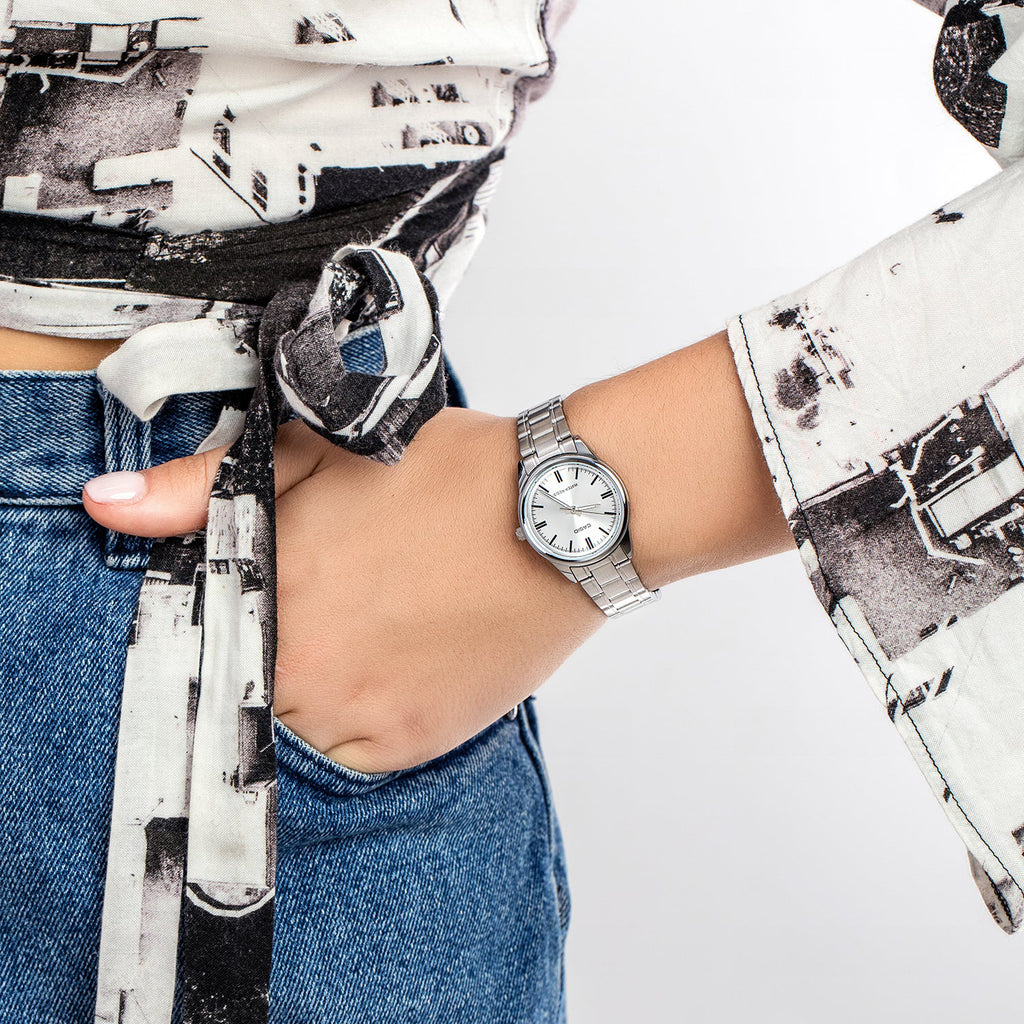 CASIO LTP-V005D-7AUDF - SPORTY ELEGANCE UNISEX ANALOG WATCH WITH STAINLESS STEEL BAND & WHITE DIAL-i-Watch-2