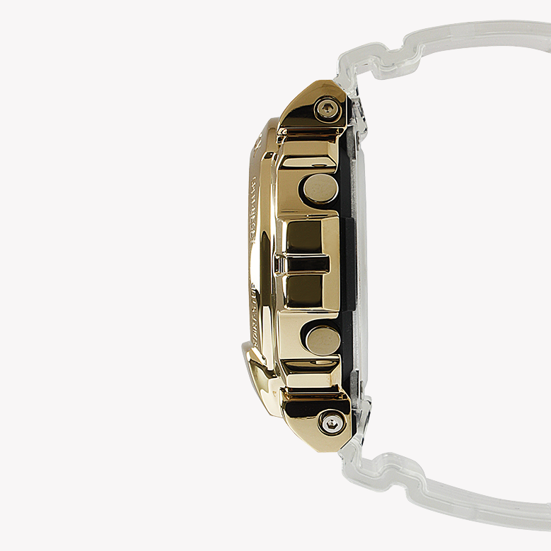 ساعة كاسيو جي شوك GM-6900SG-9DR - ساعة جولدن جلوري للرجال مع سوار راتنج أبيض أنيق ومتانة قوية