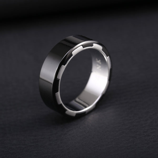 Zink Men's Silver & Black Stainless Steel Ring | Zjrg004spb
