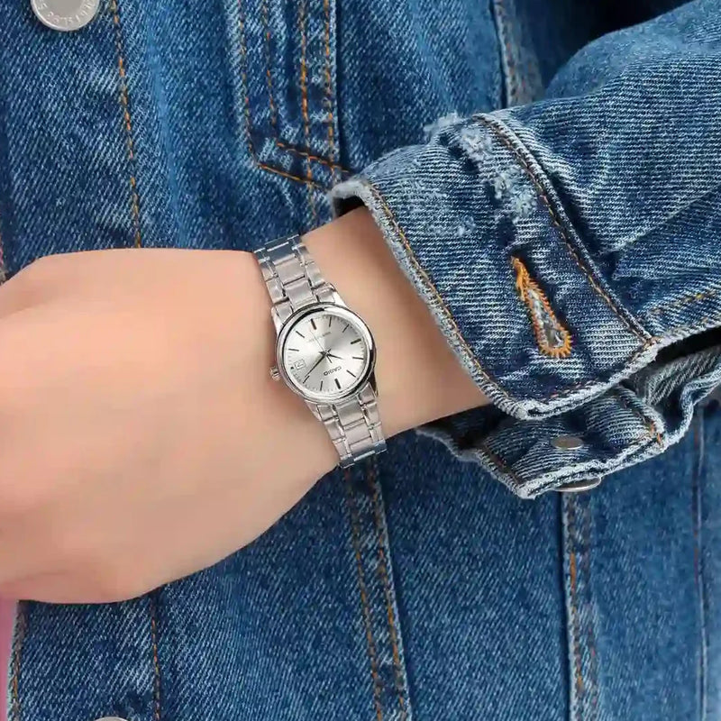 Casio Ltp-V002d-7audf - Elegant Sporty Timepiece For Women With Sleek Silver BAnd and Chic White Dial by i-watch