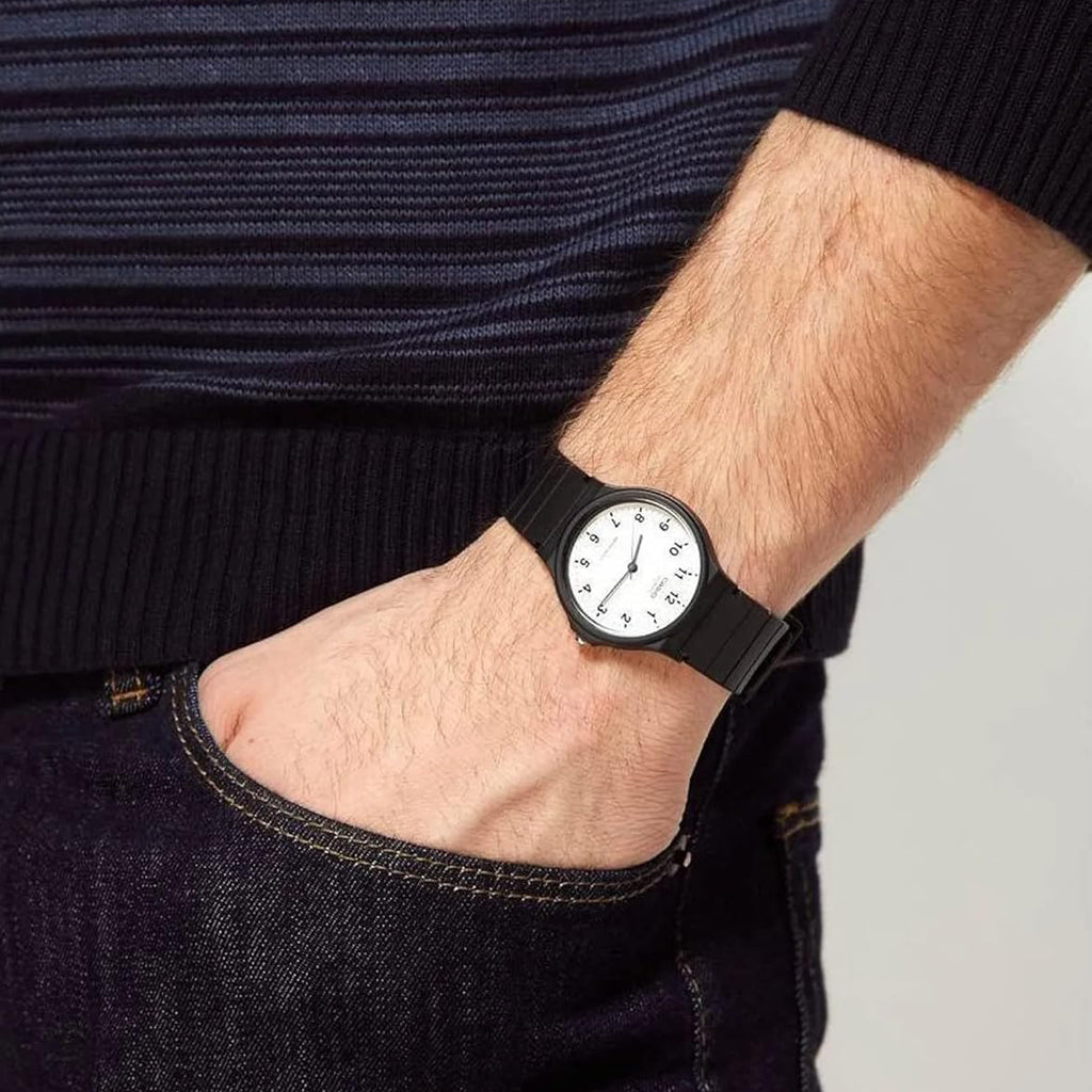 CASIO MQ-24-7BLLEG TIMELESS SIMPLICITY - UNISEX MINIMALIST WATCH WITH BLACK RESIN BAND-i-Watch-3