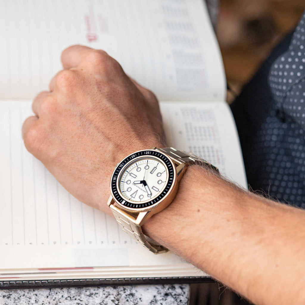 ARMS OF TIME - ARMANI EXCHANGE AX1854 GOLD LUXURY MEN'S WATCH WITH STAINLESS STEEL BAND-i-Watch-4