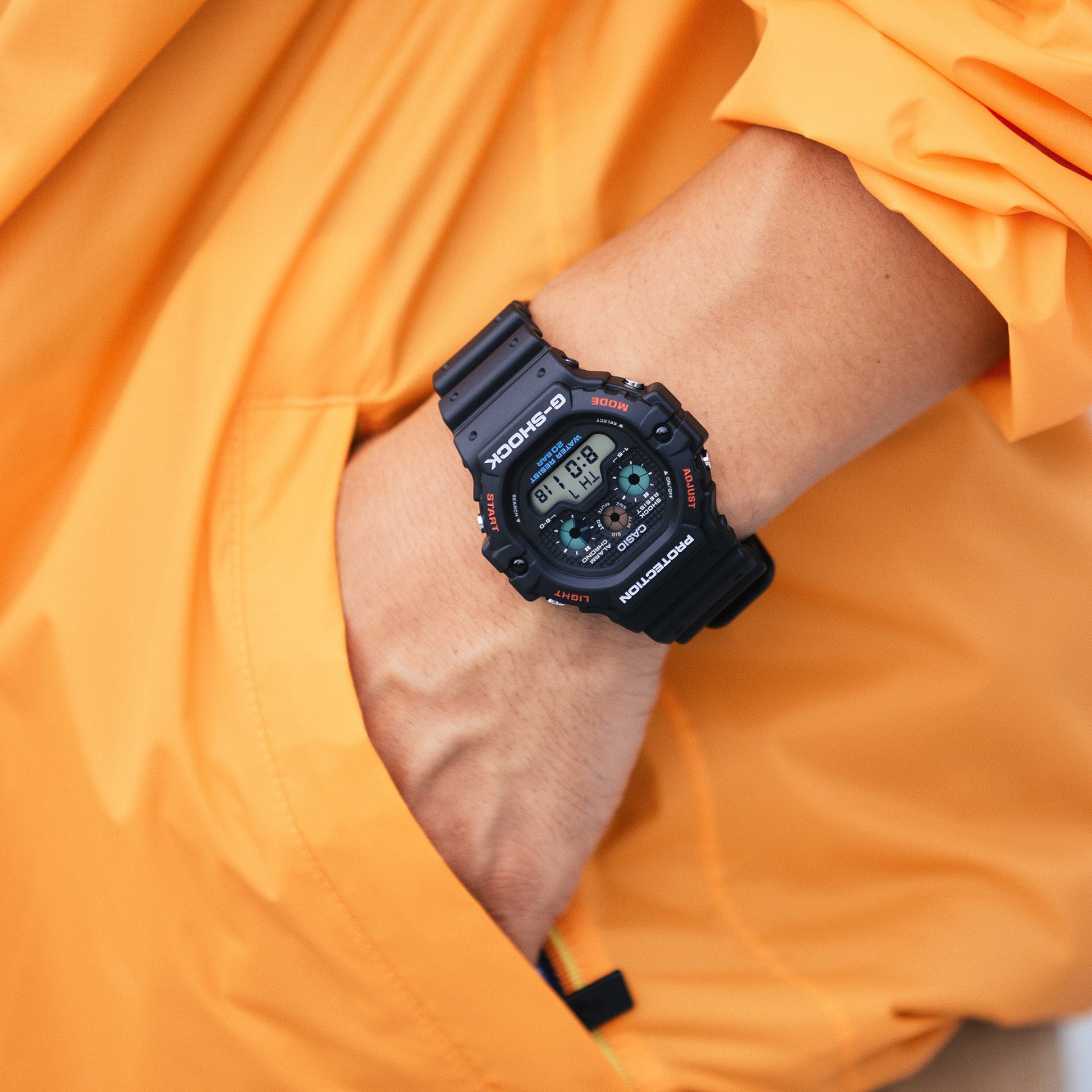 CASIO G SHOCK DW 5900 1DR BOLD ADVENTURER MEN S WATCH with black resin band and digital display i Watch