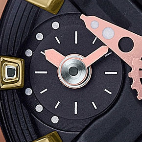 BABY-G MSG-400G-1A1DR : AVENTURIER ÉLÉGANT - MONTRE FEMME OR ROSE ET NOIR