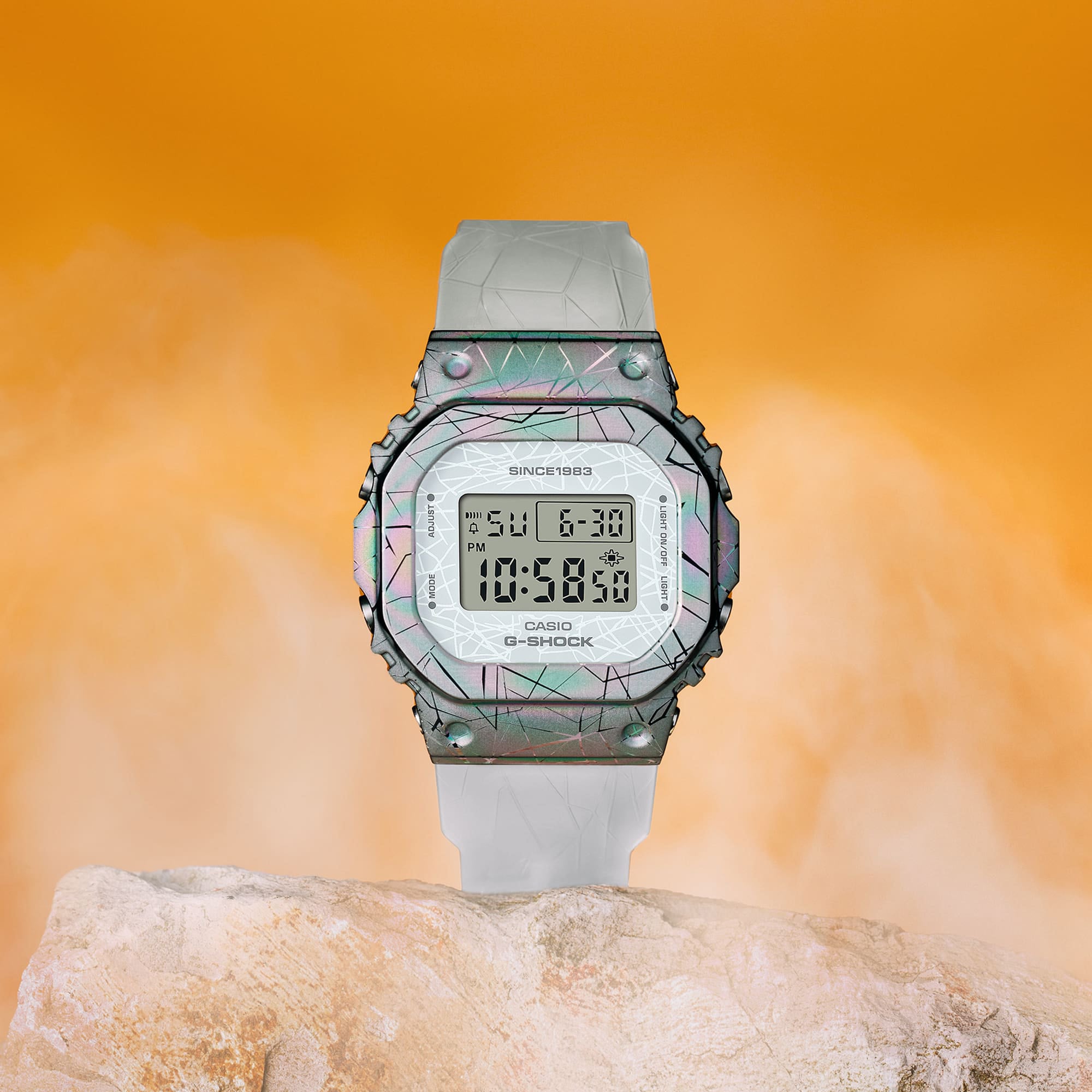 ساعة CASIO G-SHOCK GM-S5640GEM-7 G-SHOCK THE ORIGIN METAL مغطاة صغيرة - الذكرى الأربعين لسلسلة ADVENTURE GEM SERIE للسيدات