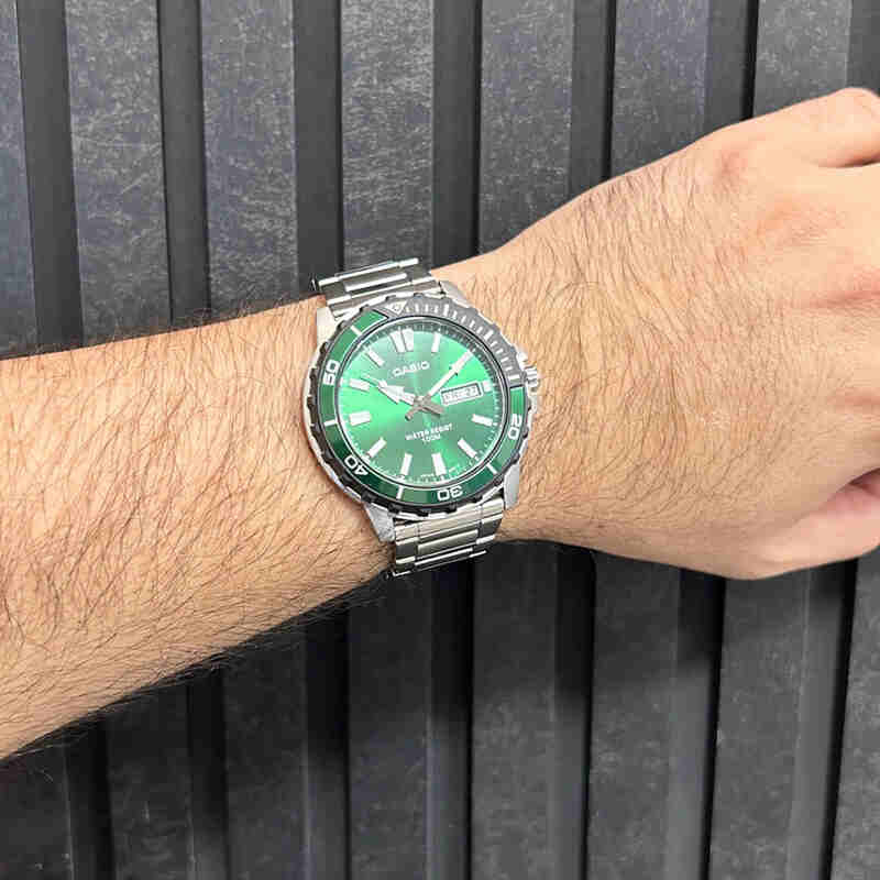 Casio Men's Silver Watch, Green Dial | Mtd-125d-3av by i-watch