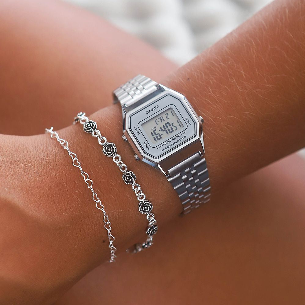 CASIO LA680WA-7DF SPORTY ELEGANCE - VERSATILE WOMEN'S WATCH WITH SILVER STAINLESS STEEL BAND-i-Watch-2