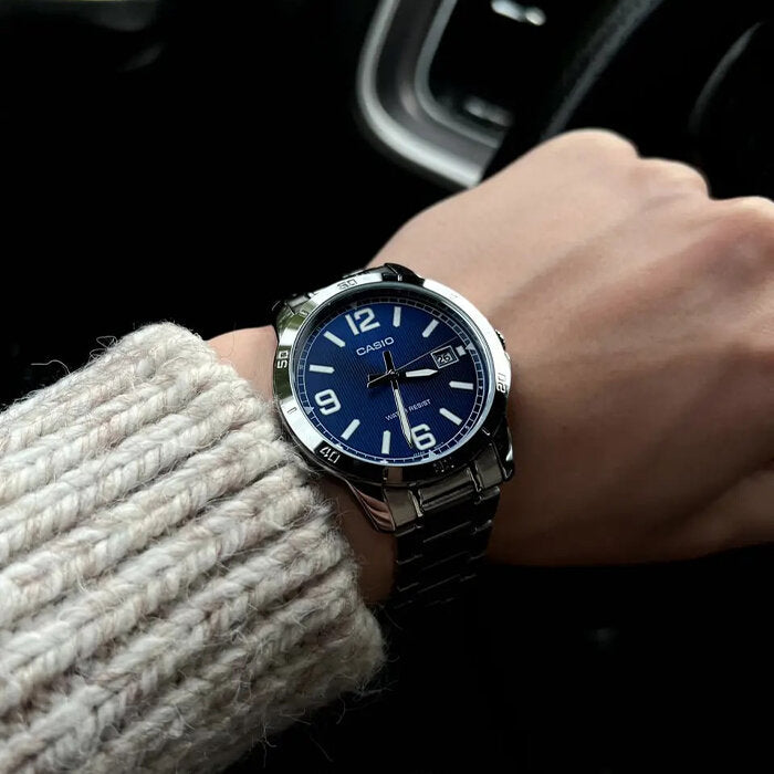 MTP-V004D-2BUDF ELEGANT TIMEPIECE - MEN'S STAINLESS STEEL QUARTZ WATCH WITH BLUE ACCENTS-i-Watch-2