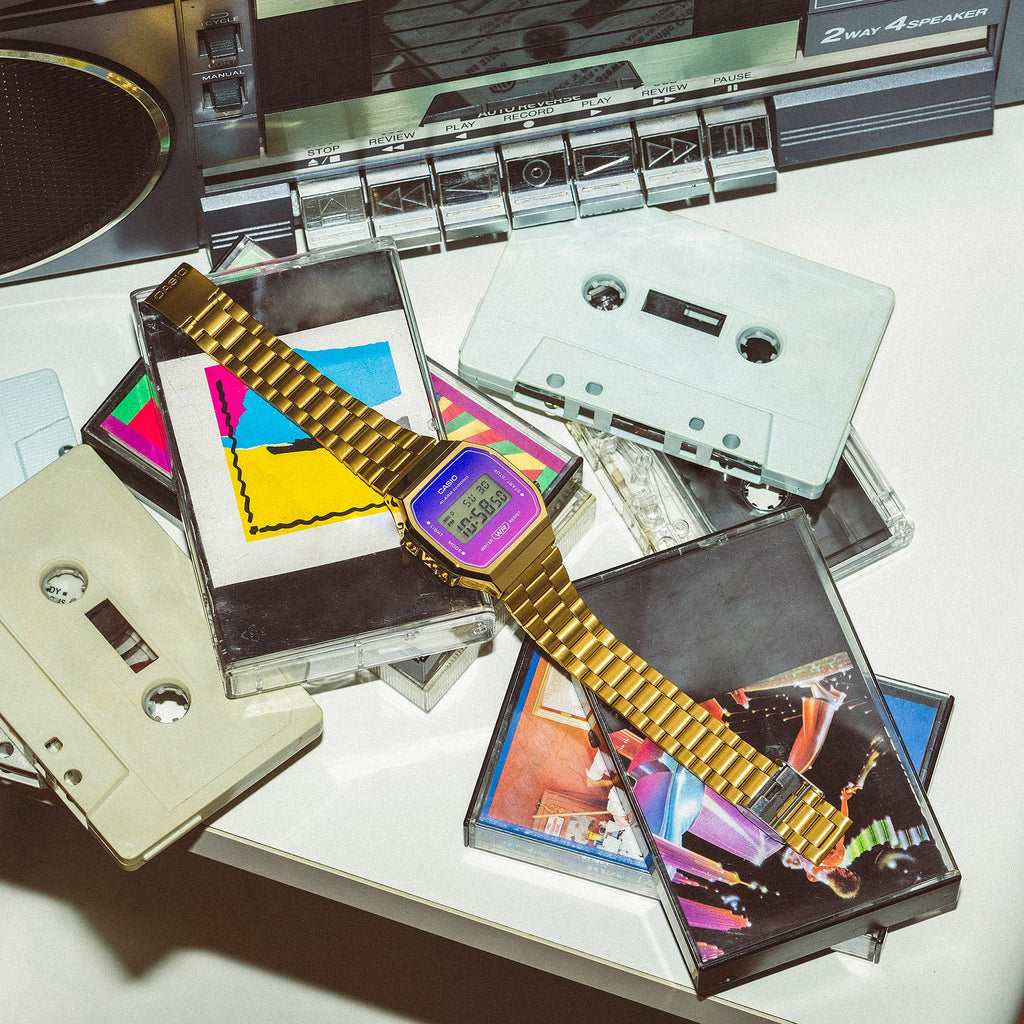 CASIO A168WERG-2ADF - SPORTY ELEGANCE WITH GOLD ACCENTS & DIGITAL DISPLAY-i-Watch-3