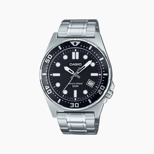 Casio DIVER 50m MTD-135D-1AVDF - Stylish Quartz Watch for Adventurers-i-Watch