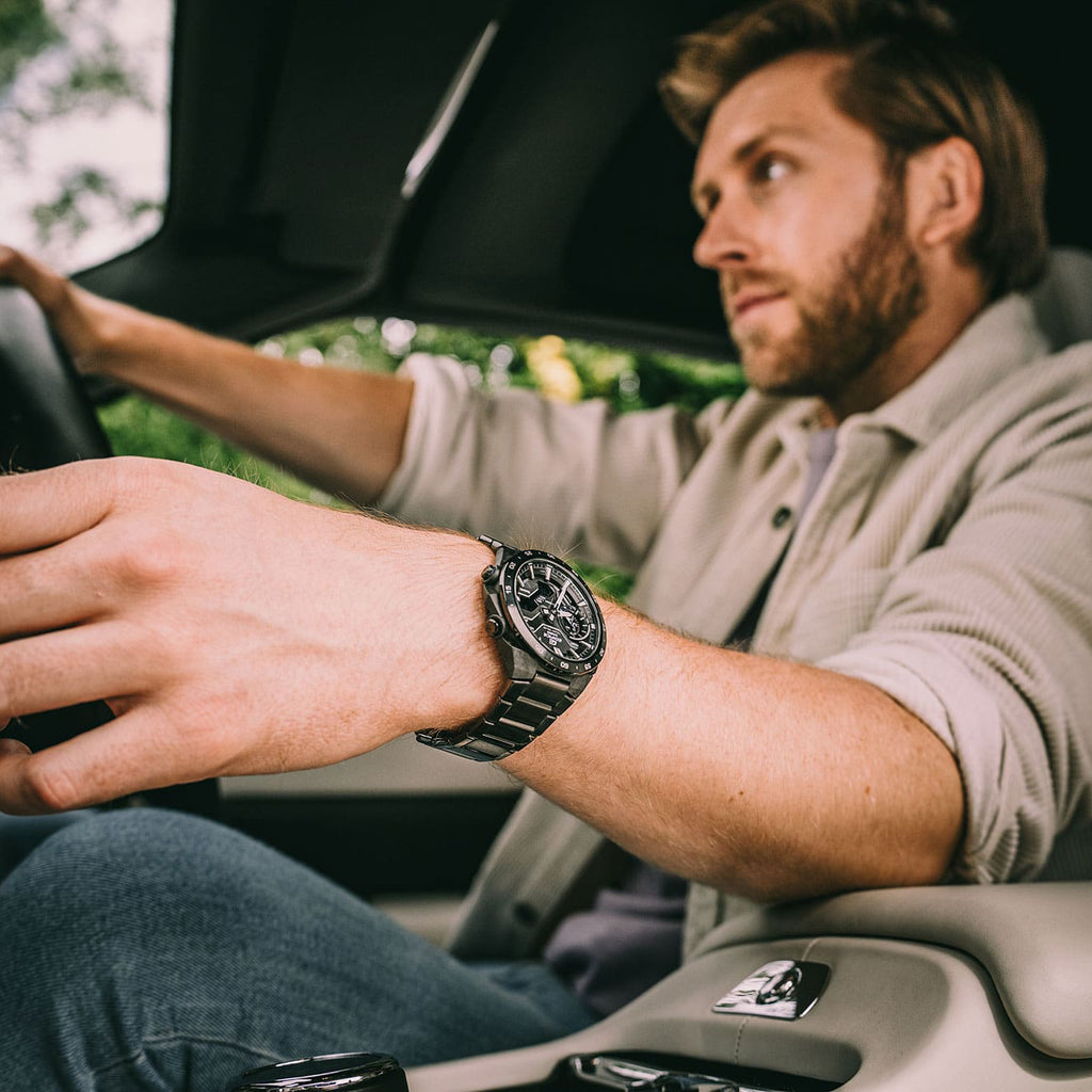 EDIFICE ECB-2200DC-1AEF - BOLD PERFORMANCE MEN'S WATCH WITH STYLISH BLACK DESIGN-i-Watch-4