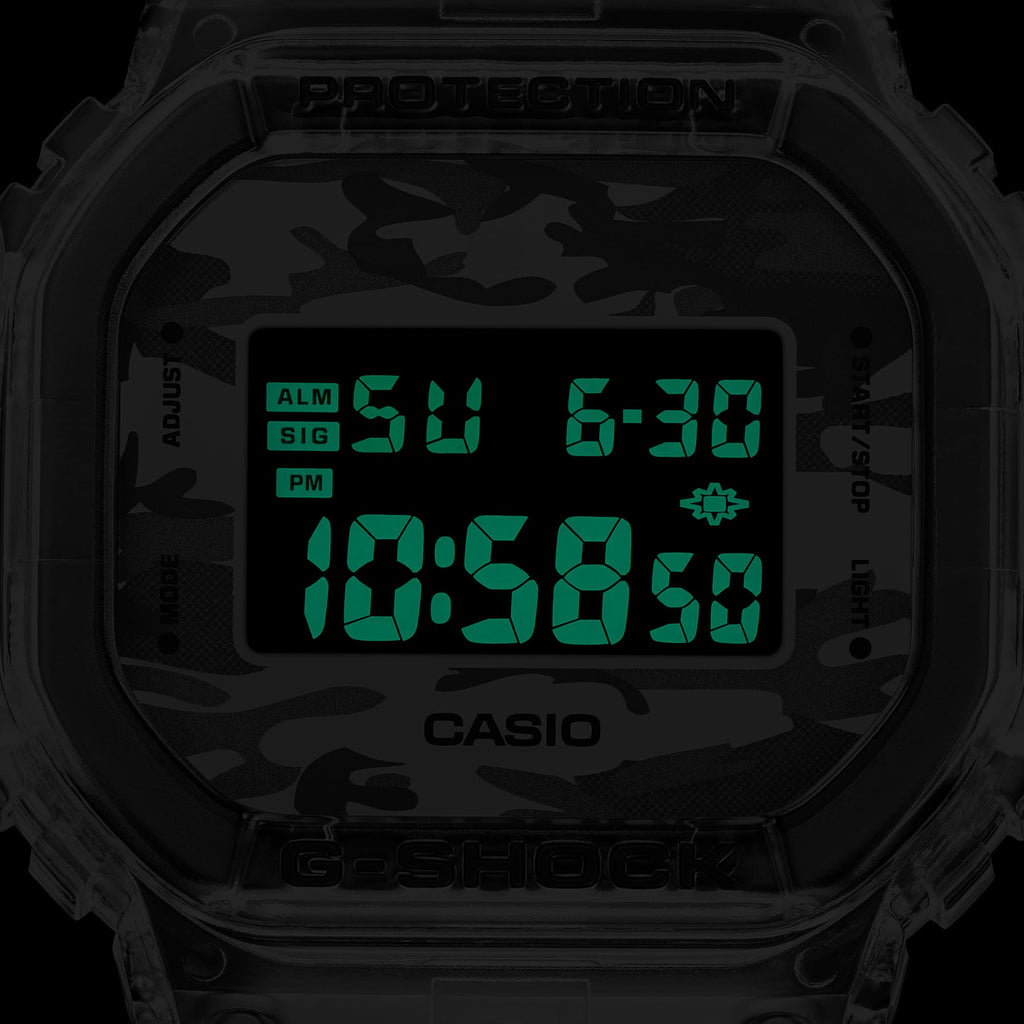 CASIO G-SHOCK DW-5600SKC-1DR - MONTRE ROBUSTE PRÊTE POUR L'AVENTURE AVEC BORD ÉLÉGANT
