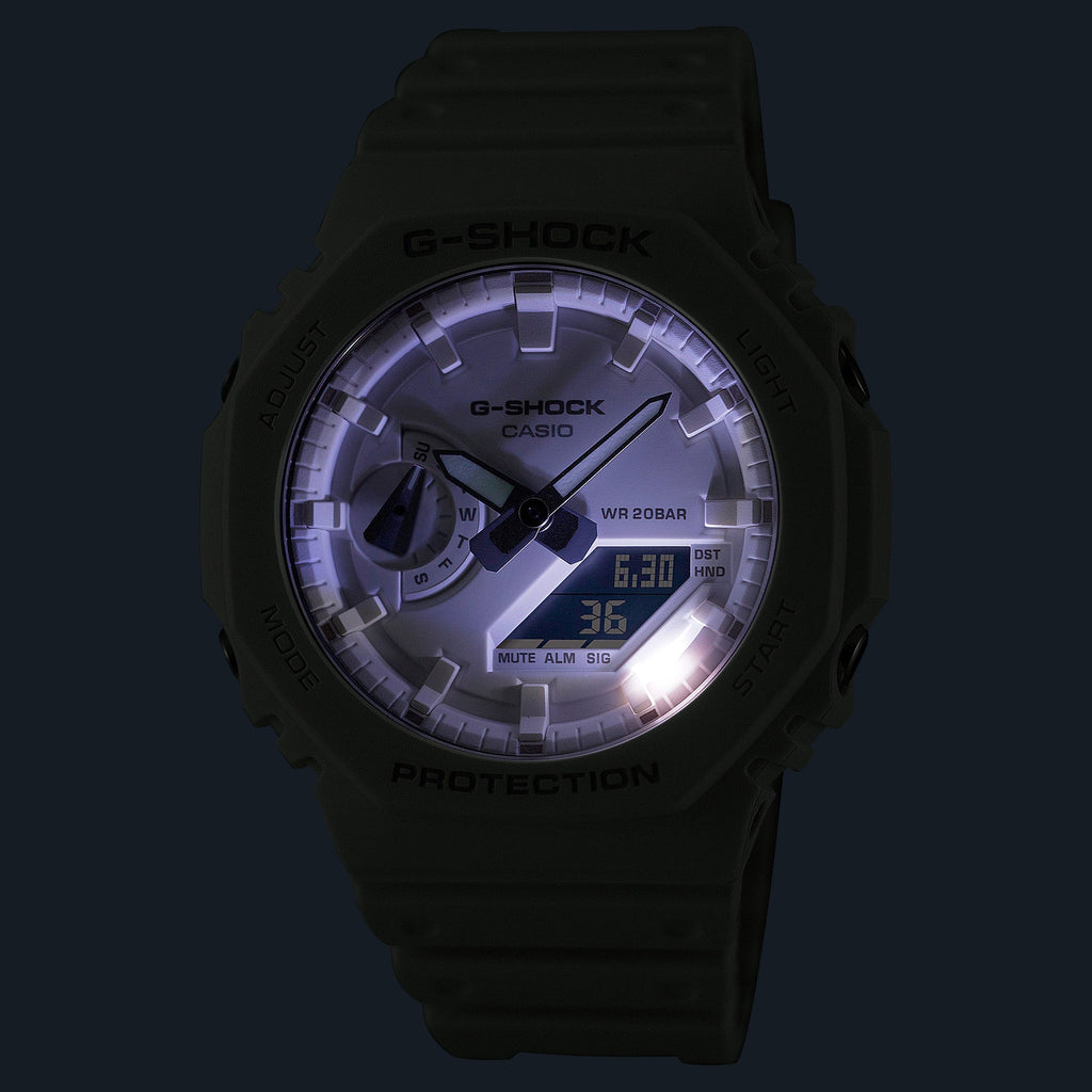 CASIO G-SHOCK GA-2100-7A7DR – ABENTEUERBEREITIGE HERRENUHR AUS WEISSEM HARZ