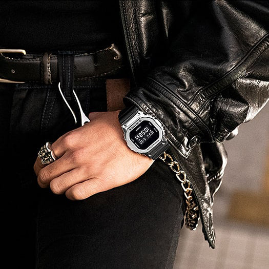 CASIO G-SHOCK GM-5600-1ER DYNAMIC ADVENTURER – SPORTLICH STILVOLLE DIGITALE ZEITMESSER