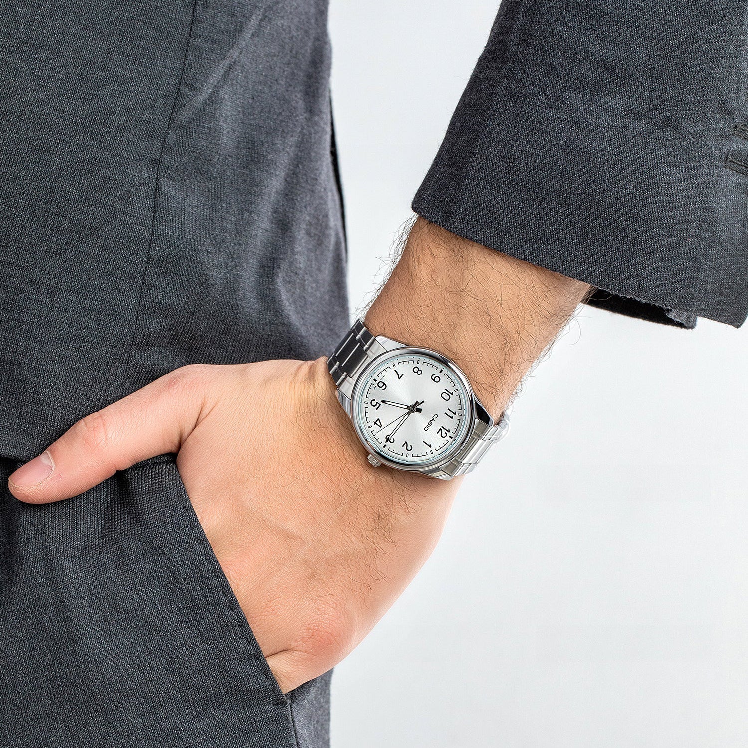 Casio Men's Silver Stainless Steel Watch, Silver Dial | Mtp-V005d
