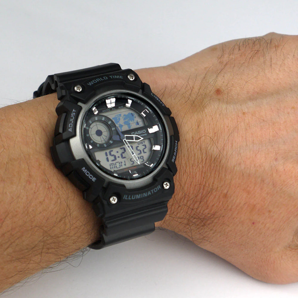 Casio Aeq-200w-1avdf - Maximum Performance Men's Watch With Sporty Black Design by i-watch