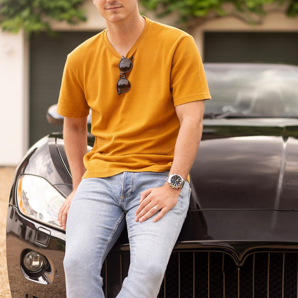 CASIO EDIFICE ECB-30D-2ADF - DYNAMIC ELEGANCE MEETS INNOVATIVE PERFORMANCE Men's Watch with stainless steel band and striking blue dial-i-Watch-4